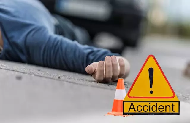 Gurugram: बाइक-ट्रेलर टक्कर में 26 वर्षीय युवक की मौत Gurugram: बाइक-ट्रेलर टक्कर में 26 वर्षीय युवक की मौत