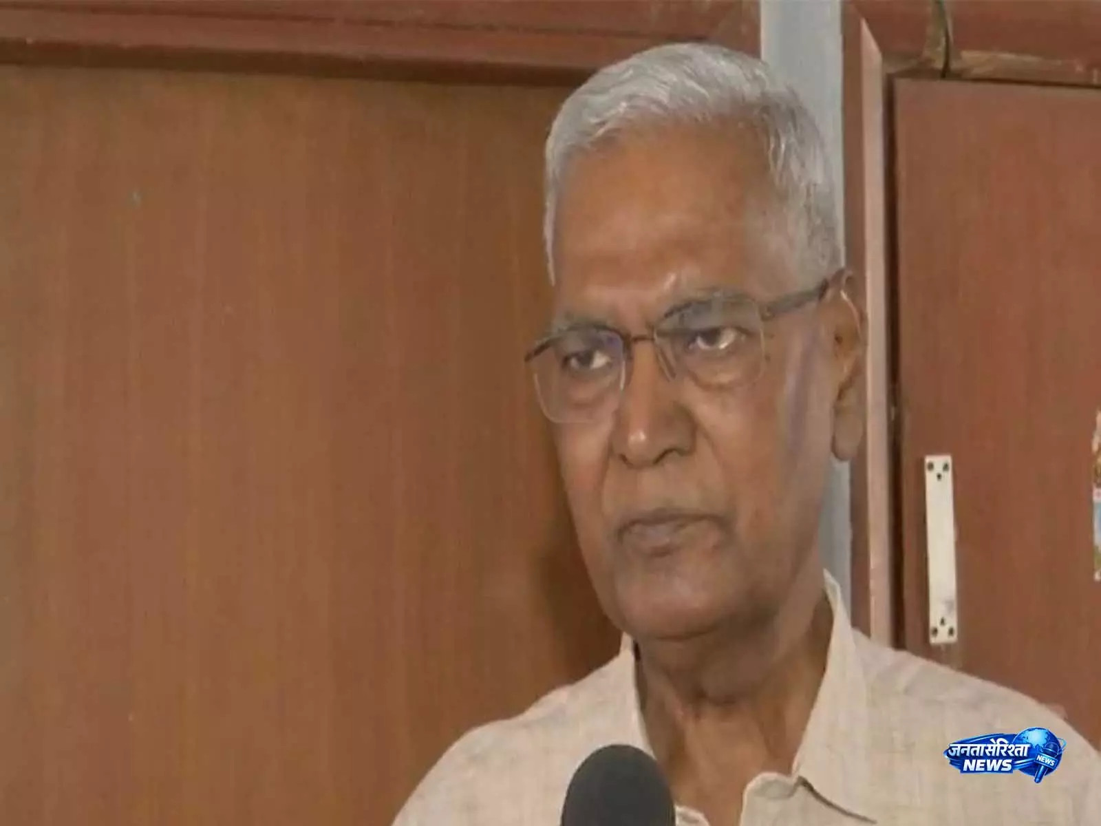 ईंधन कीमतों में बढ़ोतरी पर D. Raj का केंद्र सरकार पर हमला, कहा– “जनता परेशान” ईंधन कीमतों में बढ़ोतरी पर D. Raj का केंद्र सरकार पर हमला, कहा– “जनता परेशान”