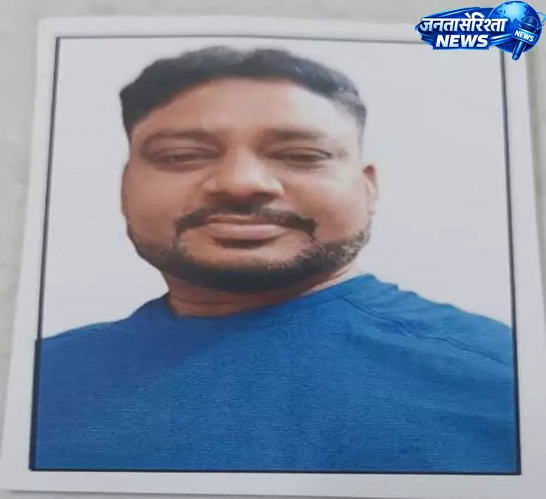 रायपुर पुलिस ने छोटू भाण्डूलकर को किया जिला बदर रायपुर पुलिस ने छोटू भाण्डूलकर को किया जिला बदर
