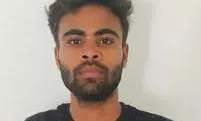 यूपी ATS की बड़ी कार्रवाई: आजमगढ़ से संदिग्ध गिरफ्तार, पाकिस्तान नेटवर्क से जुड़े होने का दावा यूपी ATS की बड़ी कार्रवाई: आजमगढ़ से संदिग्ध गिरफ्तार, पाकिस्तान नेटवर्क से जुड़े होने का दावा