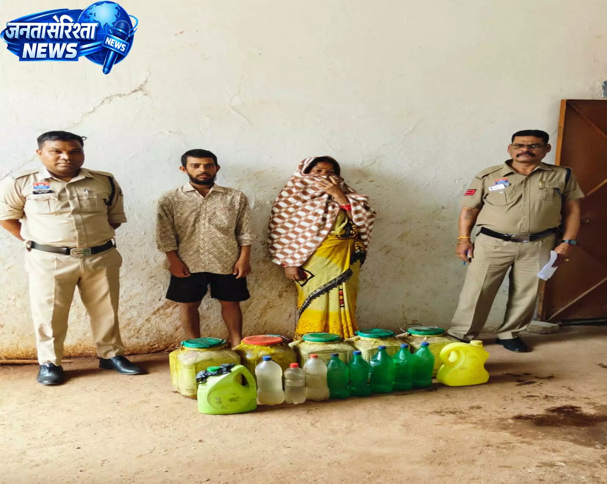 अवैध महुआ शराब पर कोटा पुलिस की बड़ी कार्रवाई, 95 लीटर शराब जब्त, दो आरोपी गिरफ्तार अवैध महुआ शराब पर कोटा पुलिस की बड़ी कार्रवाई, 95 लीटर शराब जब्त, दो आरोपी गिरफ्तार
