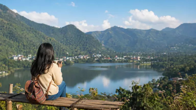 दोस्ती से लेकर भोजन तक: सोशल मीडिया यात्रियों के लिए पूर्वोत्तर भारत की नई पहचान गढ़ रहा
