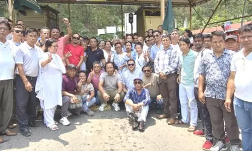 Sikkim: रोहिणी टोल प्लाजा पर टोल वसूली बंद Sikkim: रोहिणी टोल प्लाजा पर टोल वसूली बंद