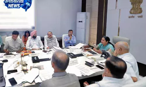 Delhi कैबिनेट का बड़ा फैसला, प्रवासी परिवारों को राहत Delhi कैबिनेट का बड़ा फैसला, प्रवासी परिवारों को राहत