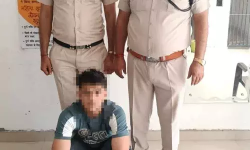 Rewari में पुलिसकर्मी की हत्या, जांच जारी Rewari में पुलिसकर्मी की हत्या, जांच जारी