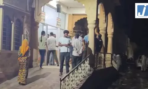 आंधी के दौरान रिसॉर्ट की दीवार गिरने से लोक कलाकार की मौत, चार घायल