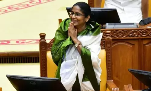 केरल विधानसभा की उपाध्यक्ष चुने जाने पर शनीमोल उस्मान को मुख्यमंत्री वीडी सतीशन ने दी बधाई केरल विधानसभा की उपाध्यक्ष चुने जाने पर शनीमोल उस्मान को मुख्यमंत्री वीडी सतीशन ने दी बधाई