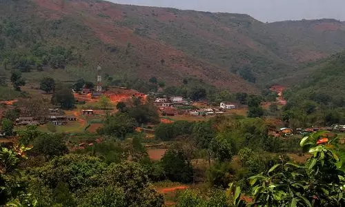 Odisha : बॉक्साइट माइनिंग को लेकर विरोध तेज, कांग्रेस ने मोदी सरकार पर साधा निशाना Odisha : बॉक्साइट माइनिंग को लेकर विरोध तेज, कांग्रेस ने मोदी सरकार पर साधा निशाना