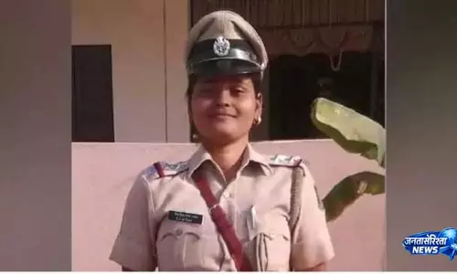 निलंबित तलचुआ मरीन पुलिस स्टेशन की IIC संध्यारानी जेना के खिलाफ मामला दर्ज। निलंबित तलचुआ मरीन पुलिस स्टेशन की IIC संध्यारानी जेना के खिलाफ मामला दर्ज।
