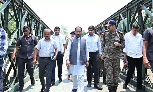 CM विष्णुदेव साय ने बेली ब्रिज का किया निरीक्षण