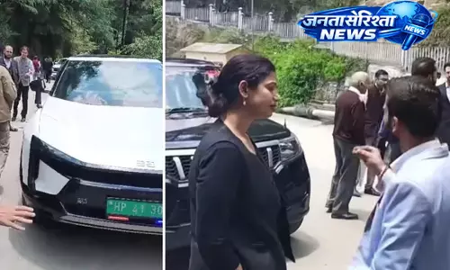 Himachal हाई कोर्ट अधिवक्ताओं का छोटा शिमला में सील्ड सड़क पर विरोध