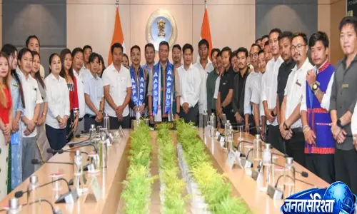 AAPSU बैठक के बाद CM बोले, आदिवासी हितों की सुरक्षा पर सरकार अडिग AAPSU बैठक के बाद CM बोले, आदिवासी हितों की सुरक्षा पर सरकार अडिग