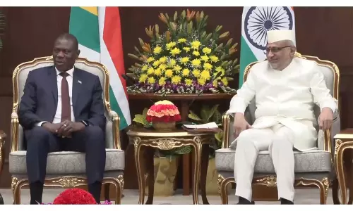 दक्षिण अफ़्रीका के उप-राष्ट्रपति माशातिले ने उप-राष्ट्रपति सी.पी. राधाकृष्णन से की मुलाक़ात