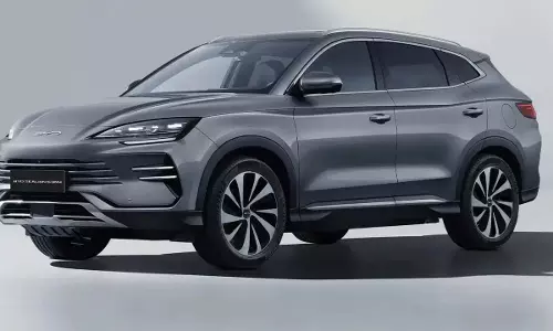 BYD भारत में पहली फुल हाइब्रिड कार, EV से हाइब्रिड तक का विस्तार BYD भारत में पहली फुल हाइब्रिड कार, EV से हाइब्रिड तक का विस्तार