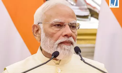 सूरत बस हादसे पर पीएम मोदी ने जताया दुख, पीड़ित परिजनों को 2-2 लाख रुपए की सहायता सूरत बस हादसे पर पीएम मोदी ने जताया दुख, पीड़ित परिजनों को 2-2 लाख रुपए की सहायता