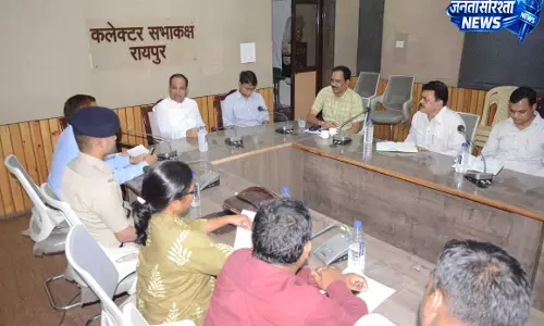 केन्द्राध्यक्ष करें परीक्षा केन्द्रों का निरीक्षण, ठंडा पेयजल,ओआरएस, कूलर इत्यादि सुविधाएं सुनिश्चित करें: कलेक्टर