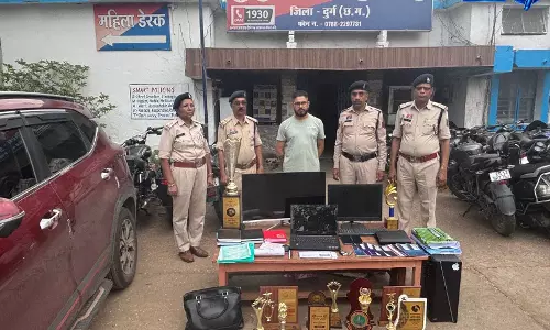 शेयर मार्केट में धोखाधड़ी का भंडाफोड़, टोमन दास साहू गिरफ्तार शेयर मार्केट में धोखाधड़ी का भंडाफोड़, टोमन दास साहू गिरफ्तार