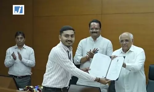 गुजरात में कृषि क्षेत्र को मिलेगी नई ताकत, 415 कृषि सहायकों को नियुक्ति पत्र गुजरात में कृषि क्षेत्र को मिलेगी नई ताकत, 415 कृषि सहायकों को नियुक्ति पत्र