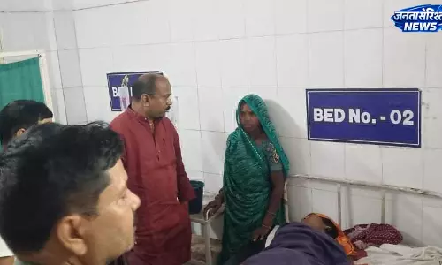 मनरेगा निर्माण स्थल पर आकाशीय बिजली गिरने से महिला की मौत मनरेगा निर्माण स्थल पर आकाशीय बिजली गिरने से महिला की मौत
