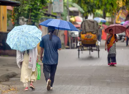 एनसीआर में पूरे सप्ताह 40 डिग्री से नीचे रहेगा पारा, 4 जून को बारिश और तूफान का येलो अलर्ट एनसीआर में पूरे सप्ताह 40 डिग्री से नीचे रहेगा पारा, 4 जून को बारिश और तूफान का येलो अलर्ट