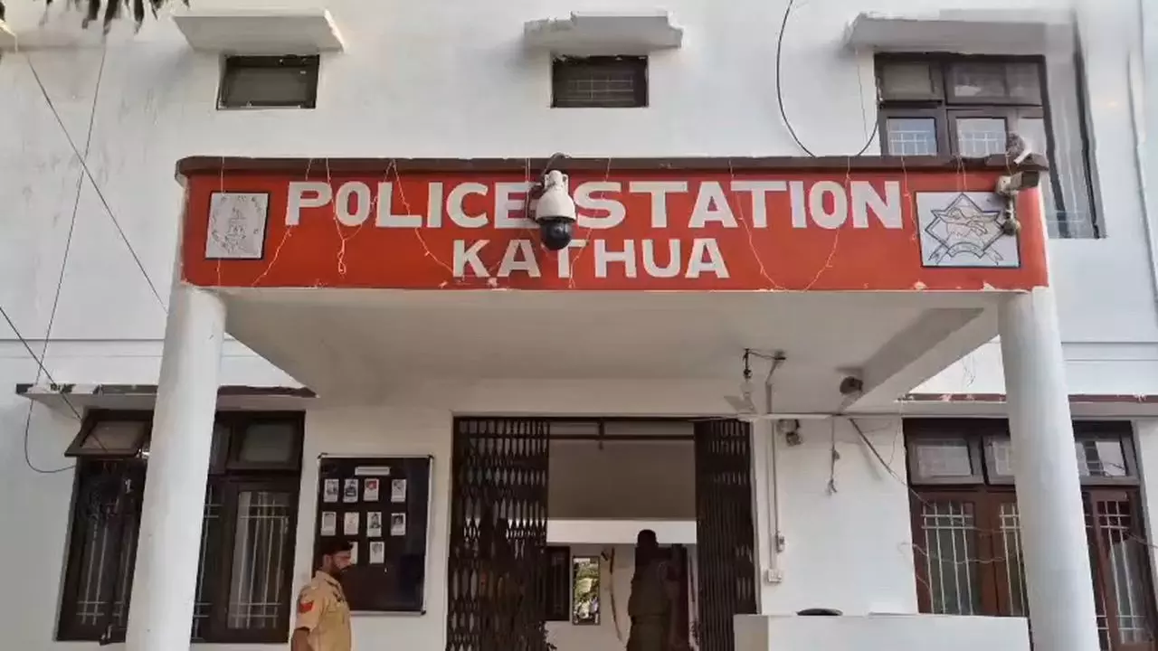 Kathua: कठुआ पुलिस ने महिलाओं के लापता होने की खबर को बताया अफवाह Kathua: कठुआ पुलिस ने महिलाओं के लापता होने की खबर को बताया अफवाह