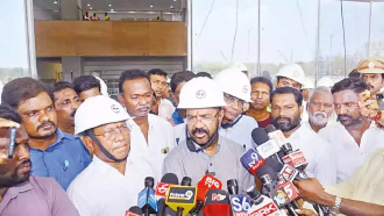 Telangana: वारंगल मल्टी सुपर स्पेशियलिटी अस्पताल शुरू होगा Telangana: वारंगल मल्टी सुपर स्पेशियलिटी अस्पताल शुरू होगा