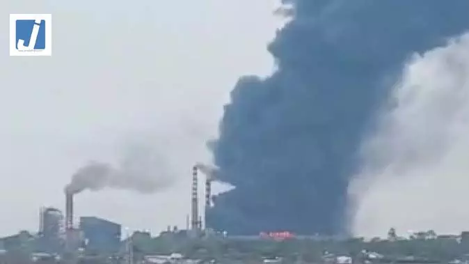 रायपुर के मिवान स्टील प्लांट में भीषण आग पर नया अपडेट रायपुर के मिवान स्टील प्लांट में भीषण आग पर नया अपडेट