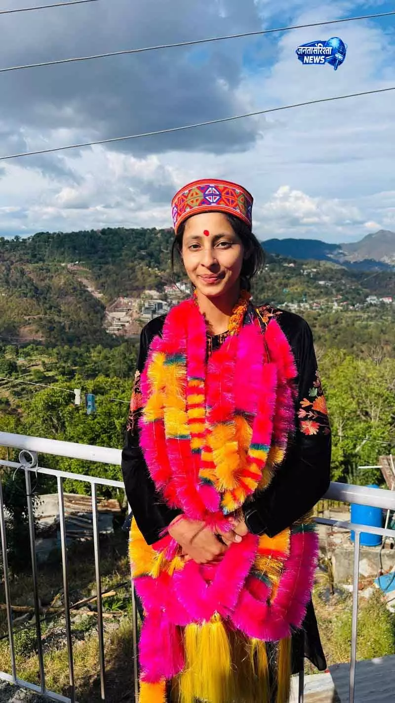 Himachal: 22 साल की उम्र में स्मृति अत्री ने चुनावी शुरुआत की Himachal: 22 साल की उम्र में स्मृति अत्री ने चुनावी शुरुआत की