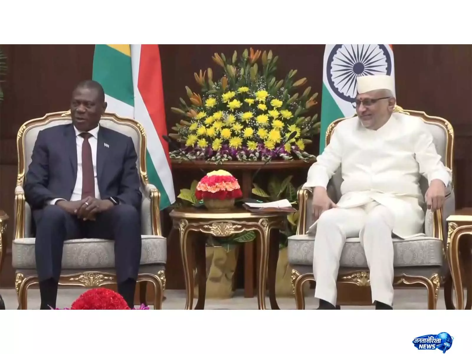 दक्षिण अफ़्रीका के उप-राष्ट्रपति माशातिले ने उप-राष्ट्रपति सी.पी. राधाकृष्णन से की मुलाक़ात दक्षिण अफ़्रीका के उप-राष्ट्रपति माशातिले ने उप-राष्ट्रपति सी.पी. राधाकृष्णन से की मुलाक़ात