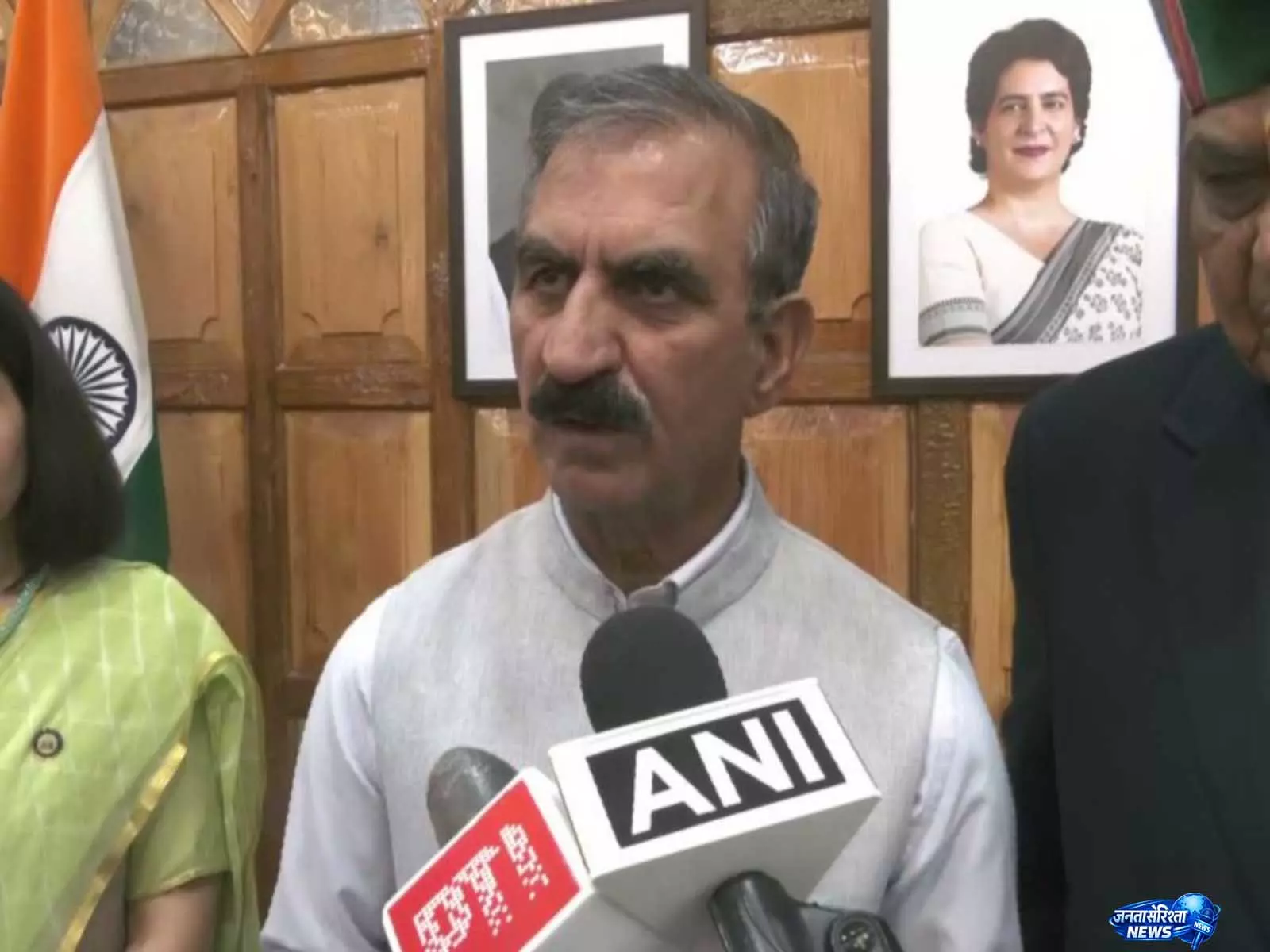 हिमाचल CM ने पूर्व सैनिकों को सम्मानित किया, जनगणना 2027 की स्वयं-गणना पूरी की हिमाचल CM ने पूर्व सैनिकों को सम्मानित किया, जनगणना 2027 की स्वयं-गणना पूरी की