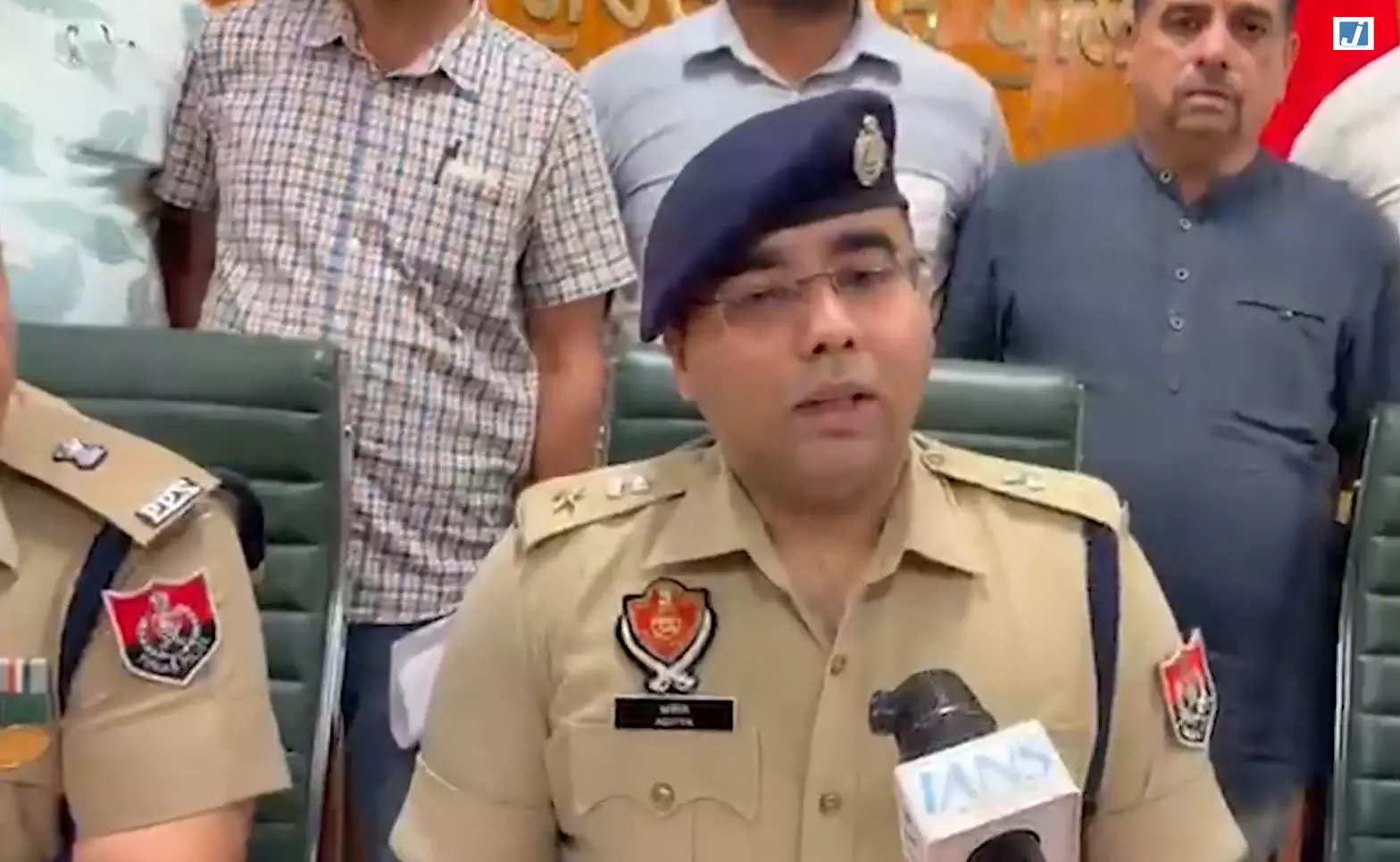 गुरदासपुर में मलटानी अस्पताल पर ग्रेनेड हमला, आरोपी गिरफ्तार गुरदासपुर में मलटानी अस्पताल पर ग्रेनेड हमला, आरोपी गिरफ्तार