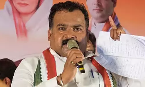 Tamil Nadu : प्राइवेट स्कूलों में ट्यूशन फीस नोटिस बोर्ड पर दिखाने का आदेश Tamil Nadu : प्राइवेट स्कूलों में ट्यूशन फीस नोटिस बोर्ड पर दिखाने का आदेश
