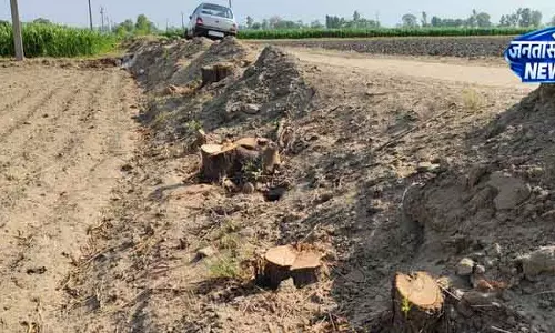 कार्यकर्ताओं ने Barnala में जांच की मांग की कार्यकर्ताओं ने Barnala में जांच की मांग की