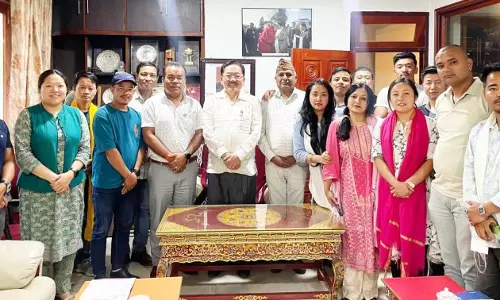 Outreach को मजबूत बनाने पर जोर, चामलिंग ने SDF टीम के साथ की समीक्षा बैठक