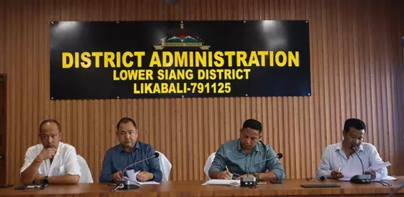 Arunachal: DA ने रात में अकाजन-बामे रोड पर यात्रा करने के खिलाफ चेतावनी दी