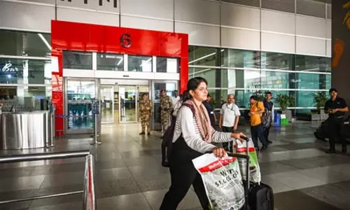 पश्चिम एशिया संकट और महंगे ईंधन से भारतीय विमानन क्षेत्र की रिकवरी पर पड़ रहा दबाव: रिपोर्ट