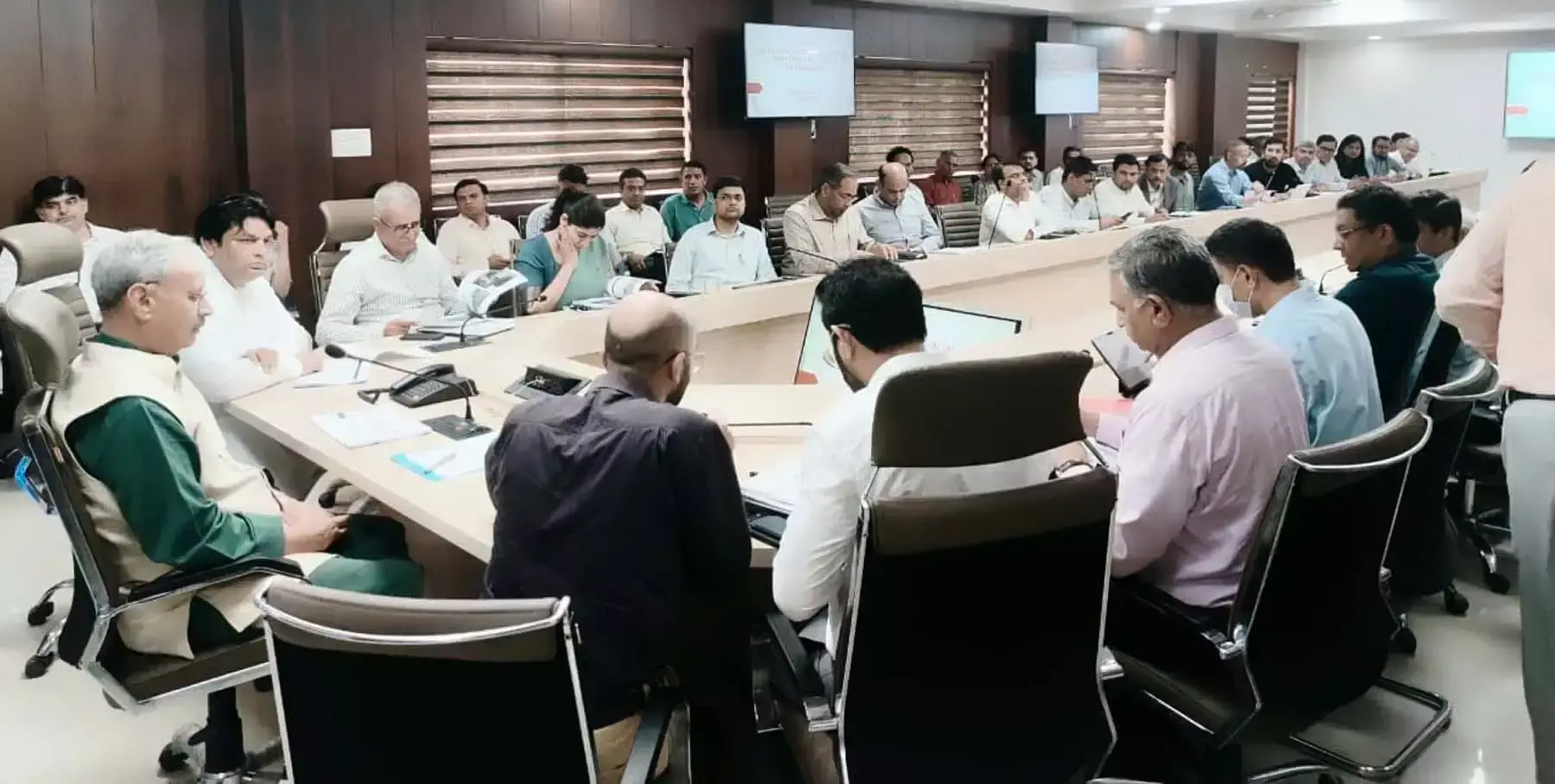 Gurugram: जल संकट से निपटने के लिए भविष्य केंद्रित सोच जरूरी : राव इंद्रजीत