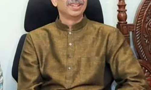 महिलाओं के वोट खरीदकर सत्ता में आई महायुति सरकार : शिवसेना (यूबीटी) ने उठाई नए चुनाव कराने की मांग