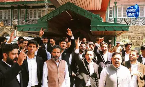 Shimla में वकीलों के प्रदर्शन से असमान पहुंच का मुद्दा उजागर