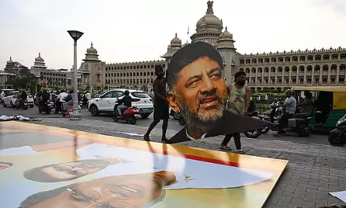 डी.के. शिवकुमार बने कर्नाटक के CM, 10 विधायक मंत्री पद पर