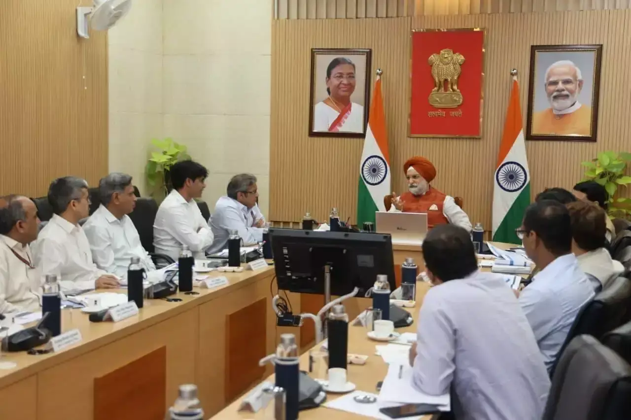 New Delhi: उपराज्यपाल ने अवैध निर्माण रोकने के लिए एमसीडी को दिए कड़े निर्देश