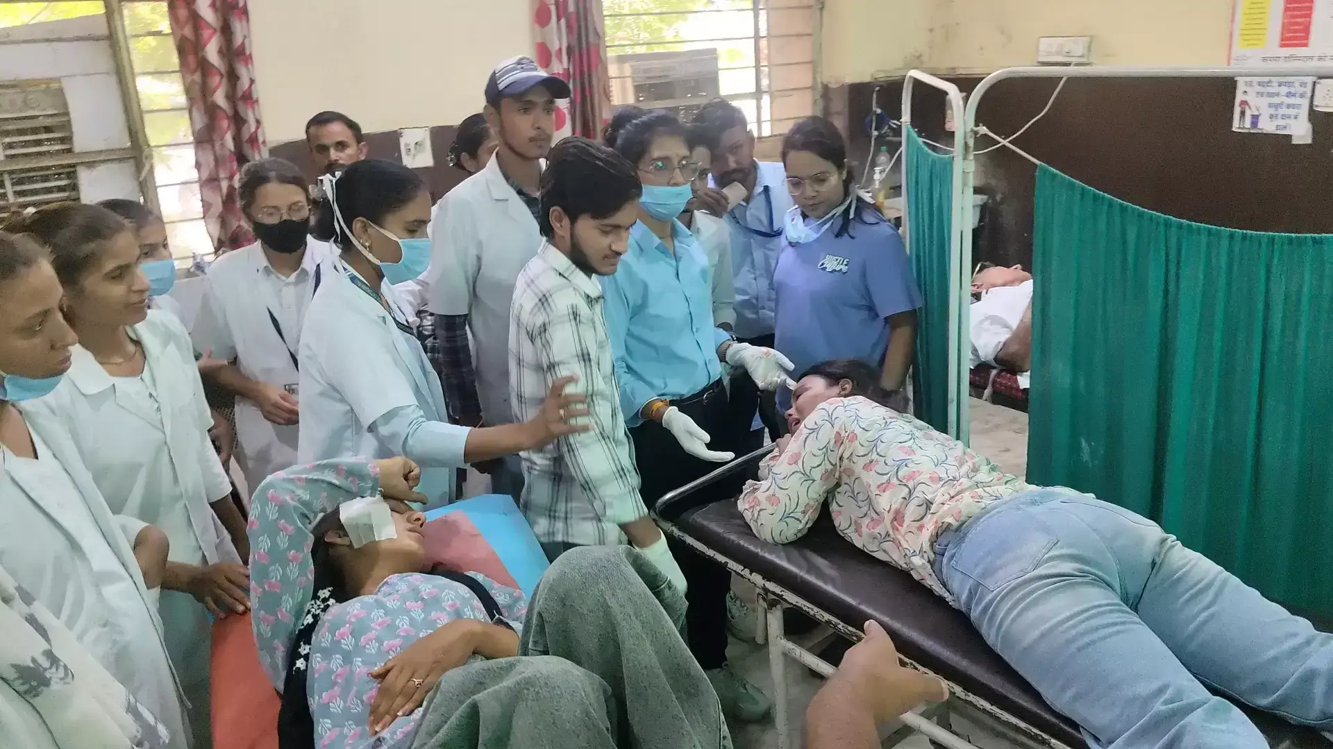 Chittorgarh: कॉलेज स्टूडेंट को बस ने मारी टक्कर, हादसे में घायल