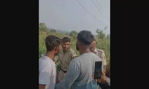 Sundargarh : रेत माफिया का हमला, जब्त गाड़ियों में से पांच ले गए