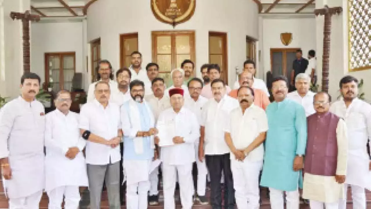 अलंद दरगाह केस वापस लेने के मामले में BJP प्रतिनिधिमंडल ने राज्यपाल से दखल देने की अपील की
