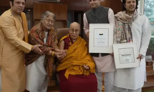 Dharamshala: दलाई लामा को मिला ग्रैमी अवार्ड, समर्थकों में खुशी