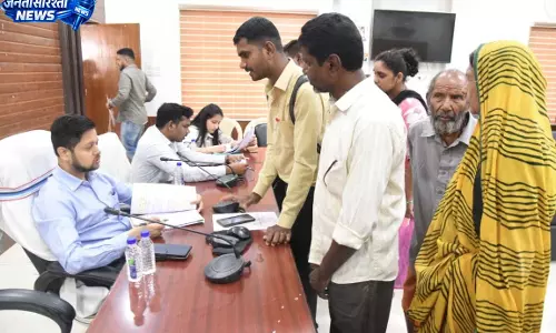 किसानों ने मक्का फसल की राशि दिलाने कलेक्टर से लगाई गुहार