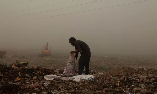 ईद के एक हफ़्ते बाद Karachi गंदगी में डूबा, सिविक अधिकारियों को फिर से आलोचना का सामना करना पड़ रहा