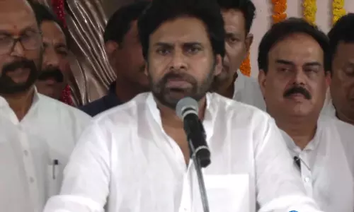 पवन कल्याण ने KTR विवाद को हल्के में लेते हुए एकता की अपील की
