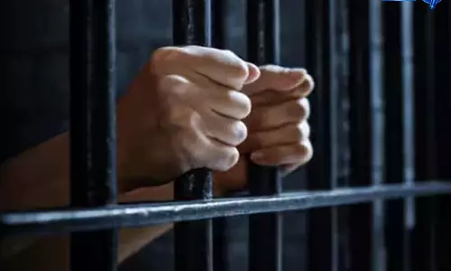 नाबालिग से दुष्कर्म और आत्महत्या के लिए उकसाने के मामले में आरोपी गिरफ्तार नाबालिग से दुष्कर्म और आत्महत्या के लिए उकसाने के मामले में आरोपी गिरफ्तार