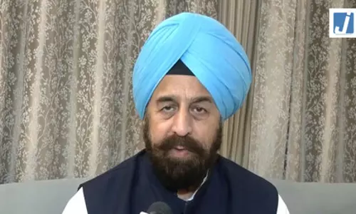 आरपी सिंह का टीएमसी पर निशाना, बोले- सत्ता के सहारे खड़ी पार्टी अब बिखर रही है आरपी सिंह का टीएमसी पर निशाना, बोले- सत्ता के सहारे खड़ी पार्टी अब बिखर रही है